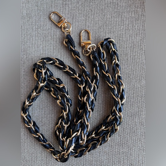 New 47” Chain & Leather Crossbody Strap or Replacement in Gold Metal - Picture 5 of 14